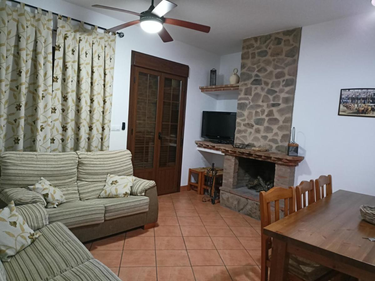 Casa Rural La Fuente Segura de León 外观 照片